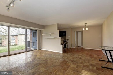 3708 N Rosser St unit T3, Alexandria, VA 22311 - photo 2