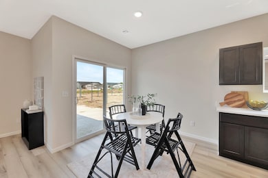 2425 S Wheatland Cir, Wichita, KS 67235 - photo 7