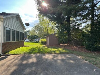 17 Briarcliff Dr, Chillicothe, OH 45601 - photo 5