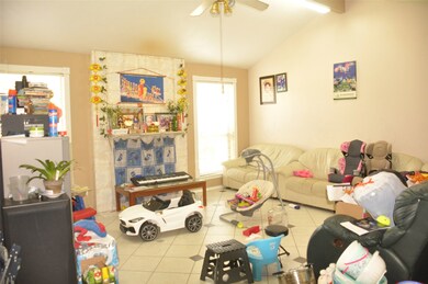 9510 Kingsvalley St, Houston, TX 77075 - photo 3