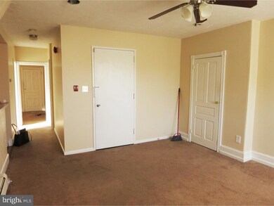 24 N Rigby Ave unit 3RD FL, Lansdowne, PA 19050 - photo 3