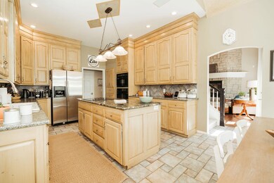 3209N10thSt-19