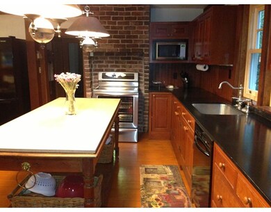 29 Mill St unit 1, Lancaster, MA 01523 - photo 2