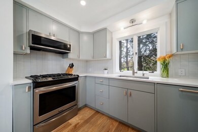 47 Washington St unit B, Newburyport, MA 01950 - photo 2