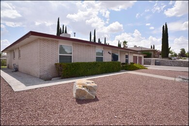 10660 Vista Lomas Dr, El Paso, TX 79935 - photo 5