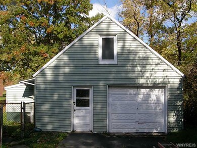 Garage 2586 Hemlock Road, Eden, NY -  garage