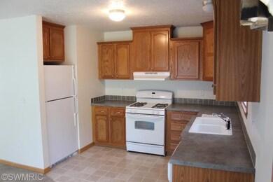 12835 Whispering Pines Dr unit 12, Wayland, MI 49348 - photo 2