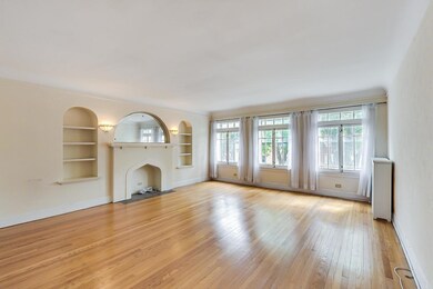 6250 N Washtenaw Ave unit 2N, Chicago, IL 60659 - photo 5