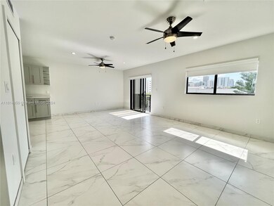 836 SW 2nd St unit 404, Miami, FL 33130 - photo 5