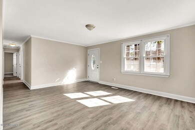 401 Delmar Rd, Jacksonville, NC 28540 - photo 5