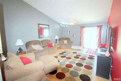 412 Stockbridge Ln, Lafayette, IN 47909 - photo 2