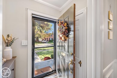 352 Mckinley Ave, Grosse Pointe Farms, MI 48236 - photo 5