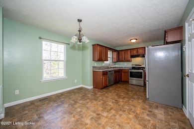 331 Berger Farm Dr, Mount Washington, KY 40047 - photo 4