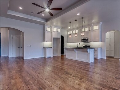 1317 Sonoma Lakes Blvd, Moore, OK 73160 - photo 7