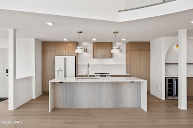 9-web-or-mls-69205854