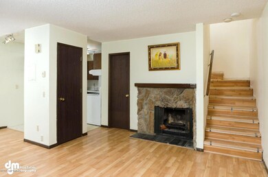 3004 W Northern Lights Blvd-large-001-Li