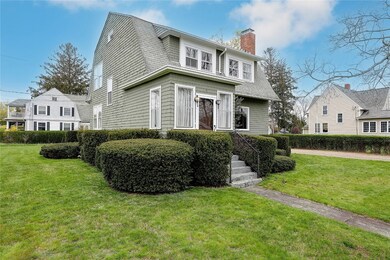 91 Highland Ave, Barrington, RI 02806 - photo 2