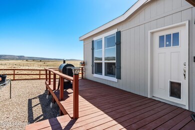27139 N Lucky Ln, Paulden, AZ 86334 - photo 5