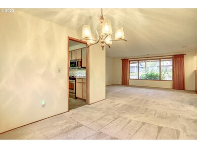 Living Room/Dining Room