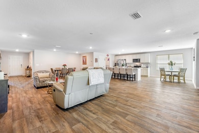 3899 Larry Furr Way, Bellview, FL 32526 - photo 7