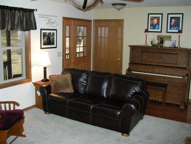 30975 Ivanhoe Ave, Camp Douglas, WI 54618 - photo 3