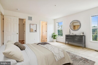 8011 Gabriels Ct, Jessup, MD 20794 - photo 5