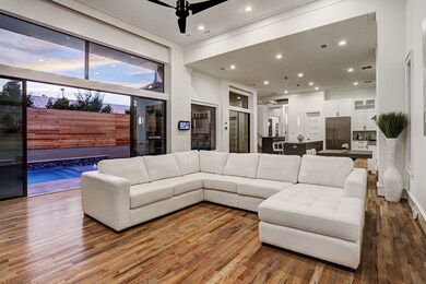 706 E 13th St, Houston, TX 77008 - photo 5