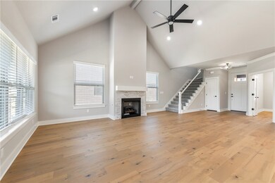 207 NW Highland Rd, Bentonville, AR 72712 - photo 4