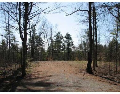 Land/Lot. Peaceful dead end road