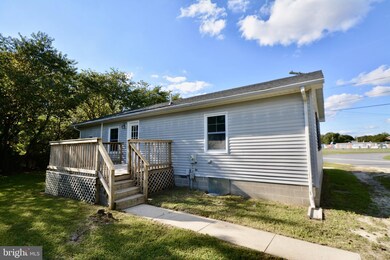 530 W 7th St, Laurel, DE 19956 - photo 5