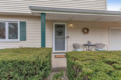 18333 Westover Dr, South Bend, IN 46637 - photo 5