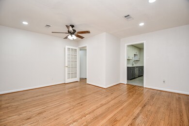 1619 Viking Dr, Houston, TX 77018 - photo 3