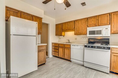 3721 Madison Ln unit A, Falls Church, VA 22041 - photo 4