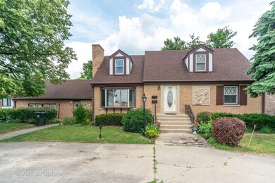 2329 Birch St, Des Plaines, IL 60018 - photo 3