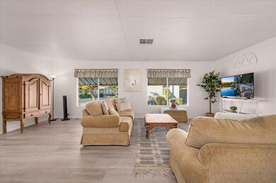 2706 W Ashlan Ave unit 323, Fresno, CA 93705 - photo 6