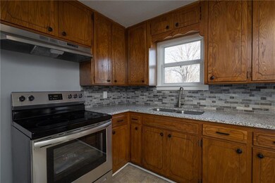 3122 S Forest Ave, Independence, MO 64052 - photo 3