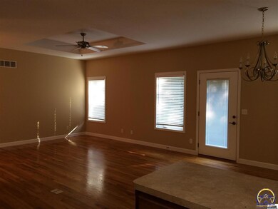 4456 SW Colly Creek Dr, Topeka, KS 66610 - photo 3
