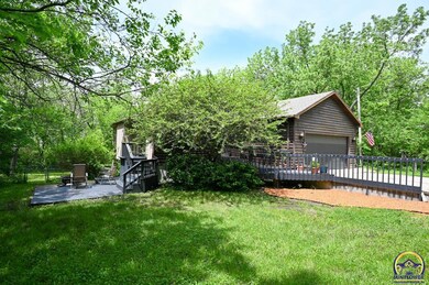 5135 SW 53rd St, Topeka, KS 66610 - photo 3