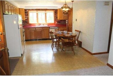 12 Paxton Rd, Spencer, MA 01562 - photo 4