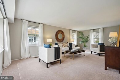 4423 Midstone Ln, Fairfax, VA 22033 - photo 4