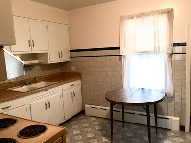 2007 Pearsall Pkwy, Waukegan, IL 60085 - photo 2