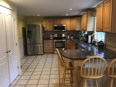 194 Stone Crest Ave, White River Junction, VT 05001 - photo 7