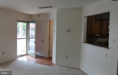 8301 Duck Hawk Way unit 65, Lorton, VA 22079 - photo 2