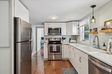 25 Andrew Rd, South Weymouth, MA 02190 - photo 2