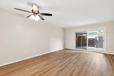 008_8_004_M 2362 Woodbrook008