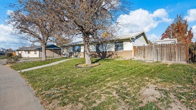 454 1/2 Seminole Ct, Grand Junction, CO 81504 - photo 2