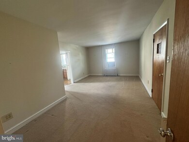 923 E Pleasant Ave unit 1ST FLOOR, Glenside, PA 19038 - photo 4