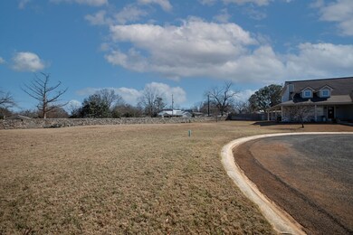 405 Cypress unit 15, Fredericksburg, TX 78624 - photo 2