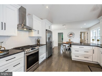 54 Maplewood Ave, Cranbury, NJ 08512 - photo 5