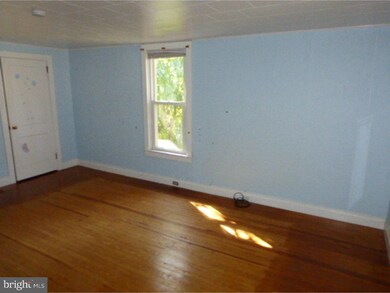 559 Manatawny St, Pottstown, PA 19464 - photo 7